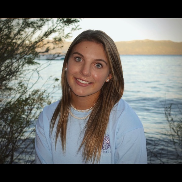 Meet your Posher, Brielle - Picture 1 of 1